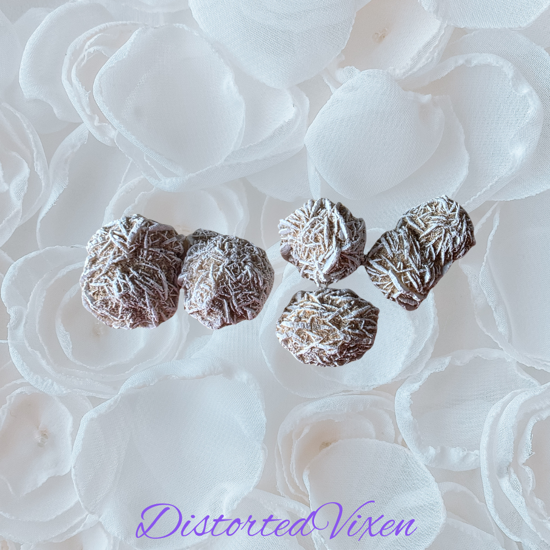 Desert Rose Crystal Necklace – Adjustable Macramé Pouch – Protection & Clarity Jewelry