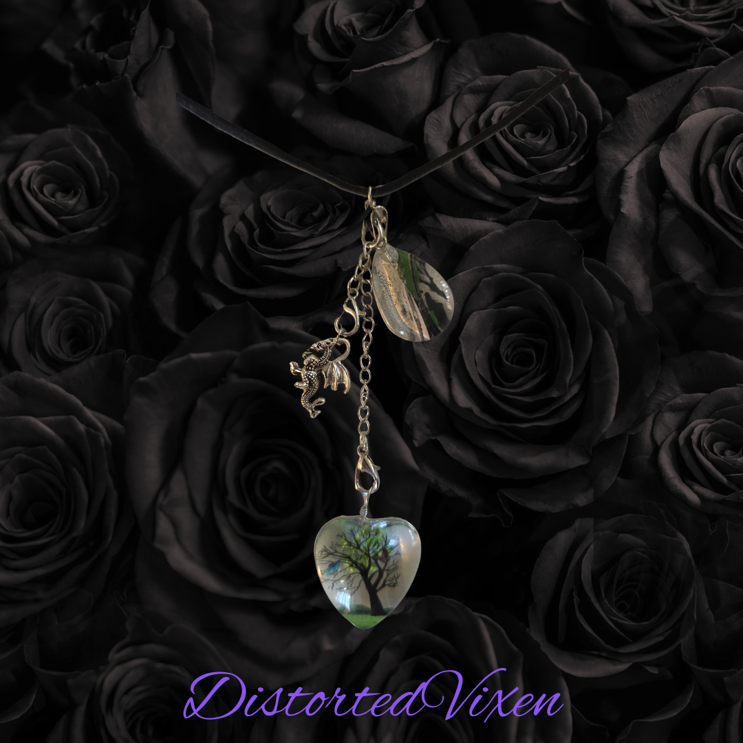 Tree of Life Dragon Necklace – Resin Heart Pendant with Teardrop Charm, Customizable Fantasy Jewelry Gift