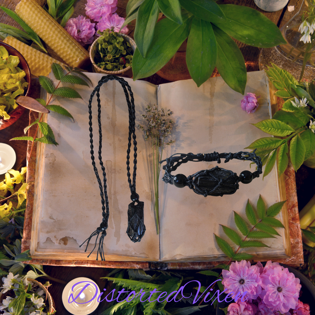 Black Tourmaline Macramé Bracelet, Raw Crystal Protection Bracelet, Grounding Stone Jewelry