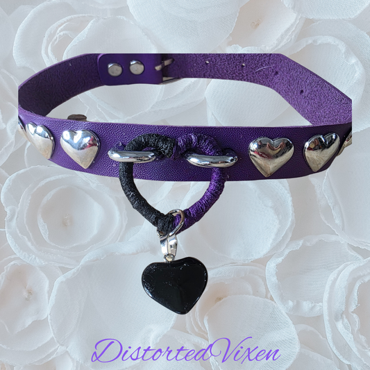 Gothic Purple Heart Choker – Wrapped Center Ring Collar with Black Heart Pendant