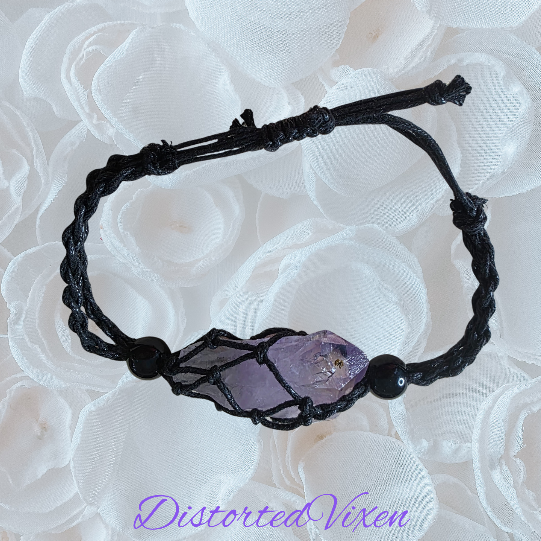 Amethyst Crystal Bracelet – Adjustable Macramé Pouch – Healing & Intuition Jewelry