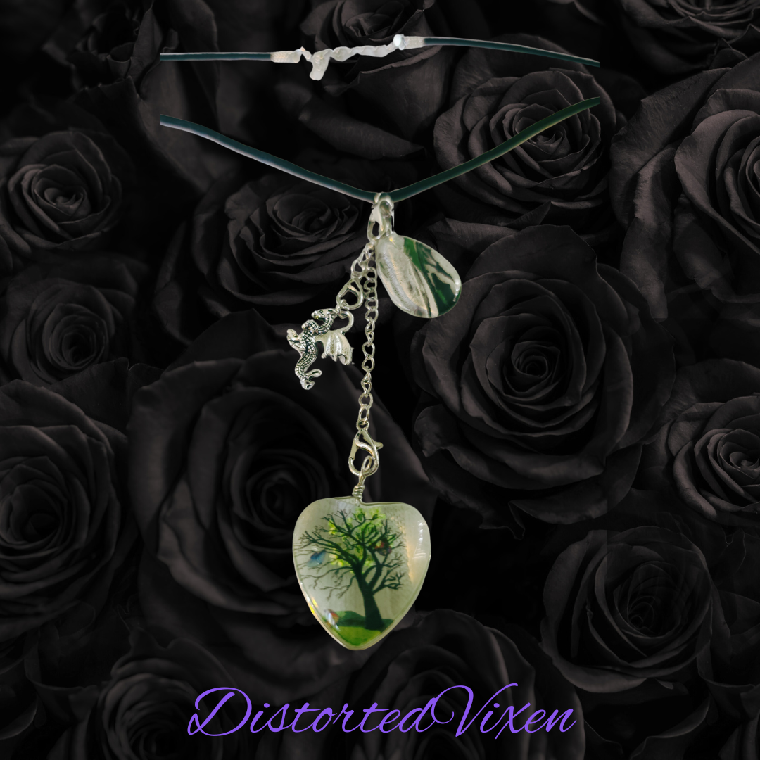 Tree of Life Dragon Necklace – Resin Heart Pendant with Teardrop Charm, Customizable Fantasy Jewelry Gift