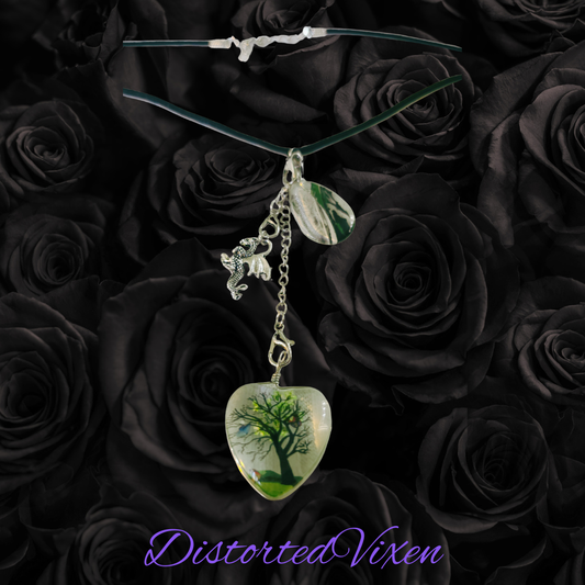Tree of Life Dragon Necklace – Resin Heart Pendant with Teardrop Charm, Customizable Fantasy Jewelry Gift