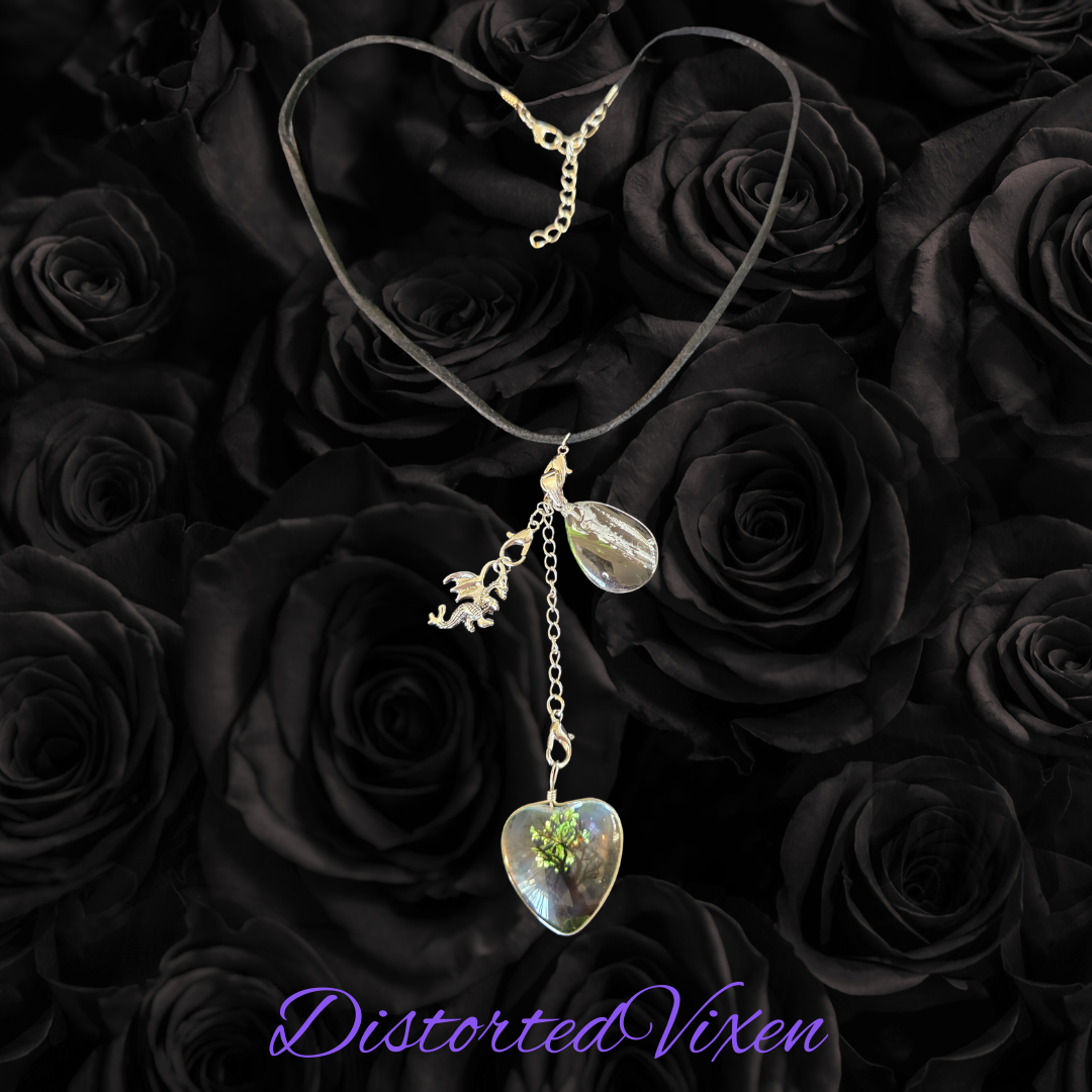 Tree of Life Dragon Necklace – Resin Heart Pendant with Teardrop Charm, Customizable Fantasy Jewelry Gift