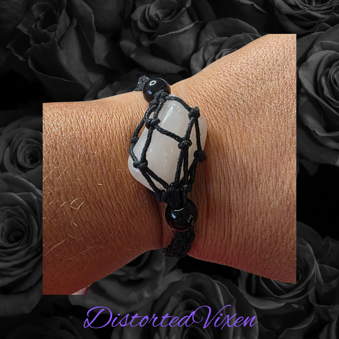 Rose Quartz Macramé Bracelet – Adjustable Crystal Jewelry, Witchy Handmade Aesthetic