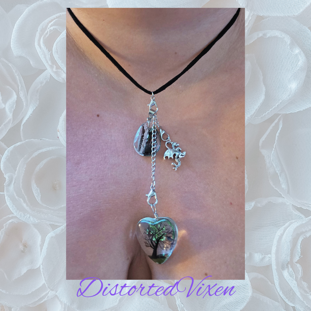 Tree of Life Dragon Necklace – Resin Heart Pendant with Teardrop Charm, Customizable Fantasy Jewelry Gift
