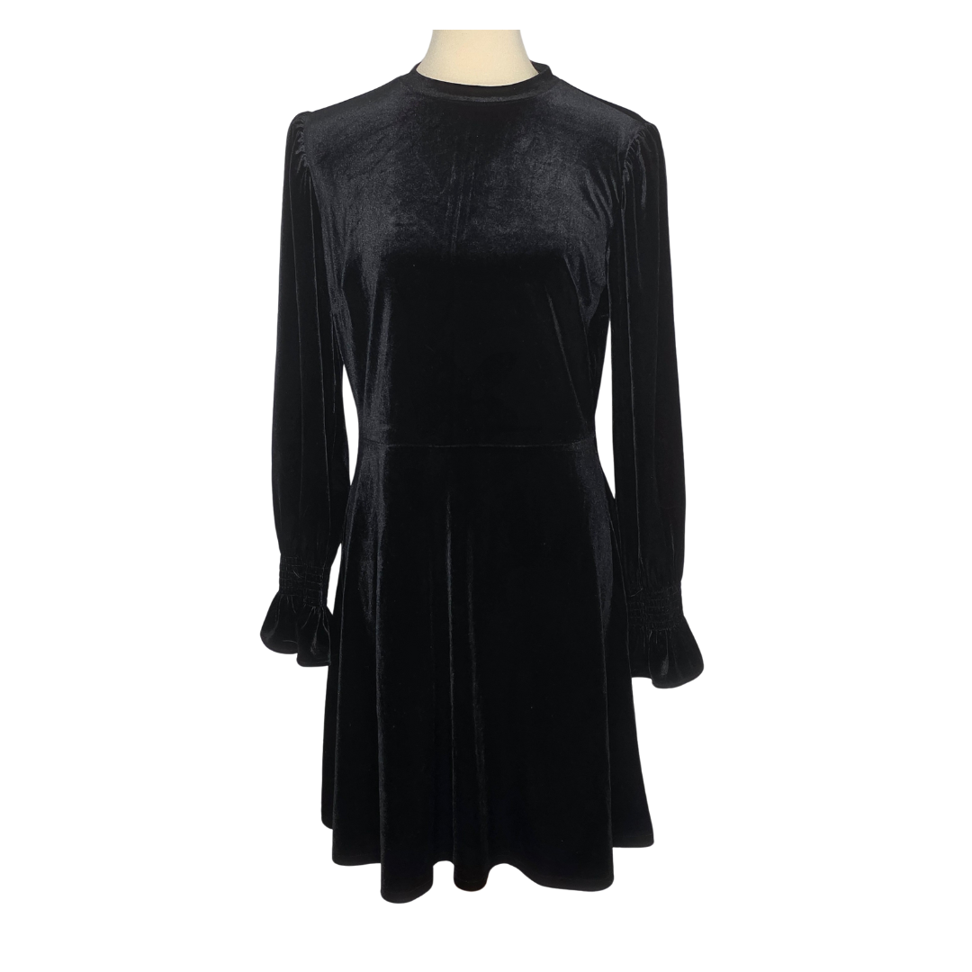 Black Velvet Preloved Long Sleeve Dress – LOFT – Size 6 – Wednesday Addams Goth Vibes