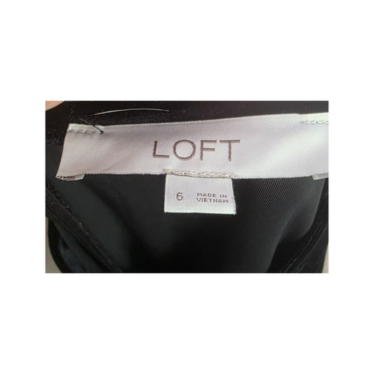 Black Velvet Preloved Long Sleeve Dress – LOFT – Size 6 – Wednesday Addams Goth Vibes